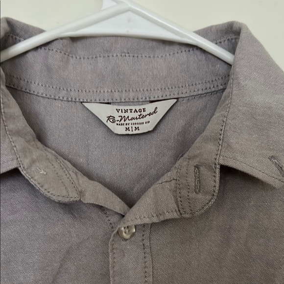 VINTAGE Re-mastered Light Gray Button-Up Shirt - Picture 2 of 4